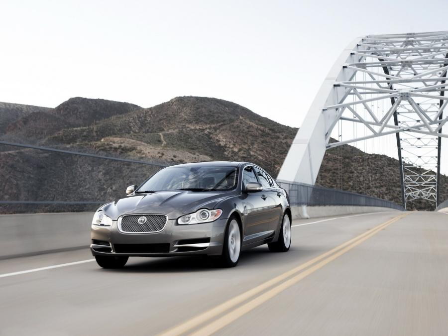  Jaguar XF 2008 года  (фото 89 из 175)